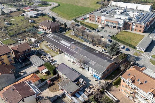 negozio in vendita a Nichelino