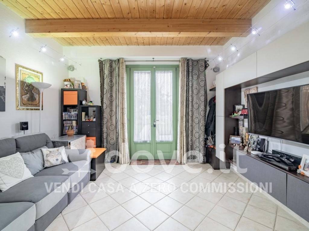 casa indipendente in vendita a Nichelino in zona Stupinigi