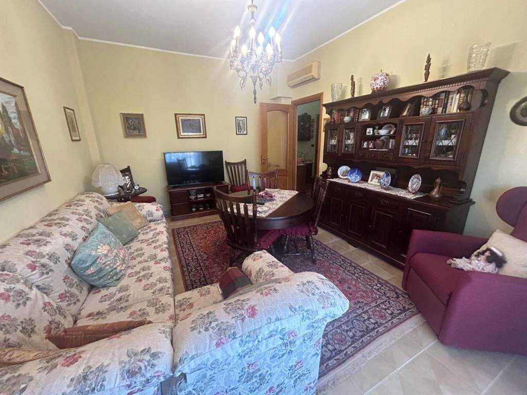 appartamento in vendita a Nichelino in zona Crociera