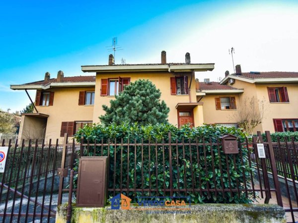 casa indipendente in vendita a Nichelino