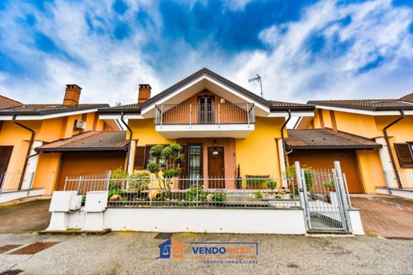 casa indipendente in vendita a Nichelino