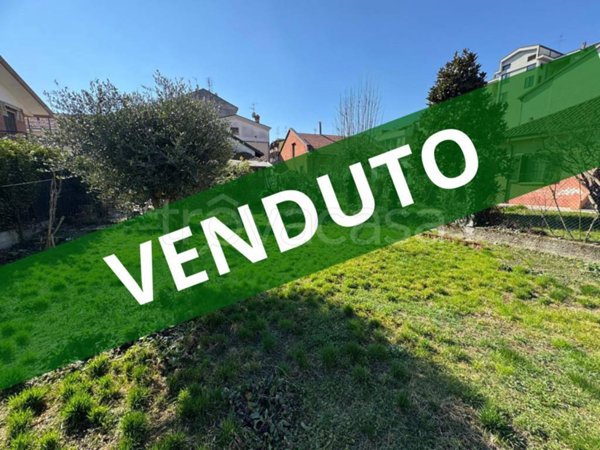casa indipendente in vendita a Nichelino