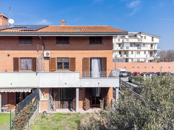 casa indipendente in vendita a Nichelino