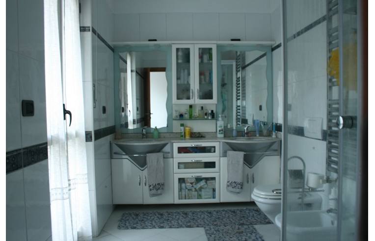 casa indipendente in vendita a Nichelino