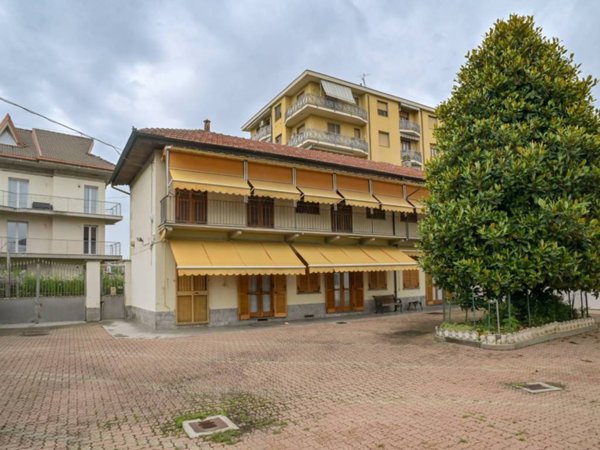 casa indipendente in vendita a Nichelino