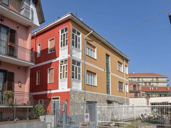 locale di sgombero in vendita a Nichelino