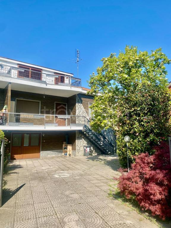 casa indipendente in vendita a Nichelino