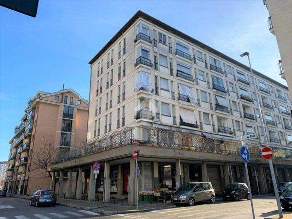 appartamento in vendita a Nichelino in zona Crociera