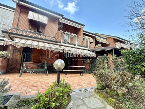 casa indipendente in vendita a Nichelino
