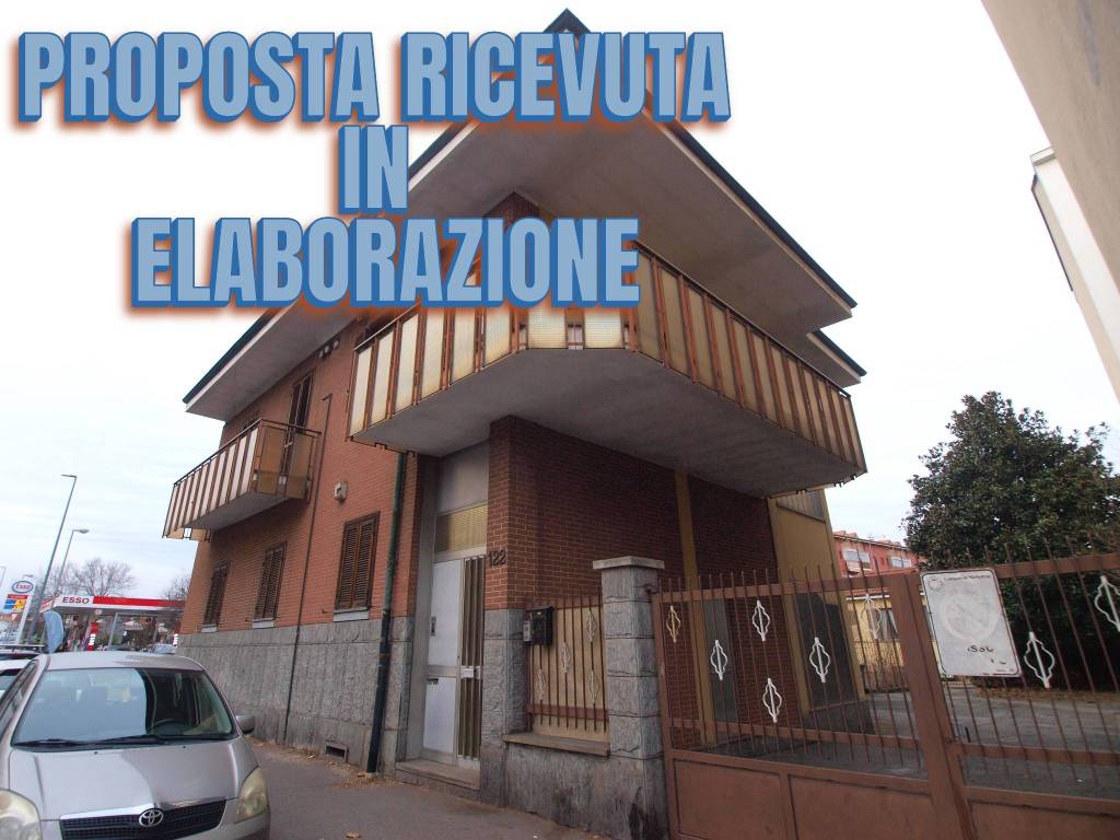 casa indipendente in vendita a Nichelino in zona Crociera