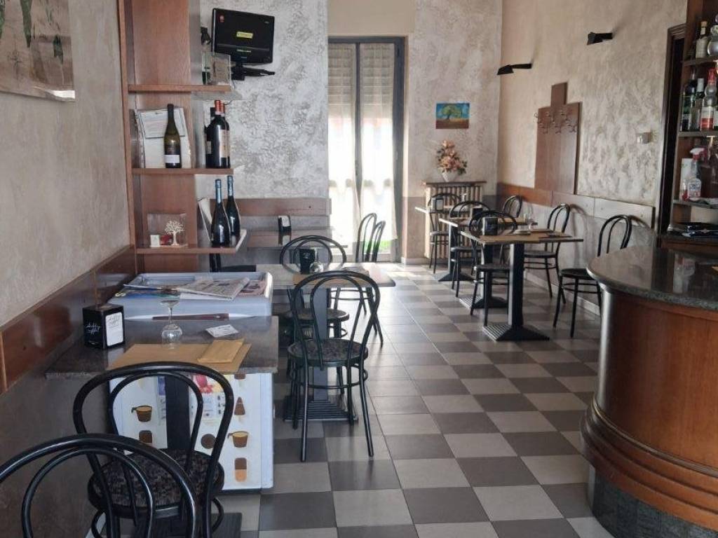 negozio in vendita a Nichelino