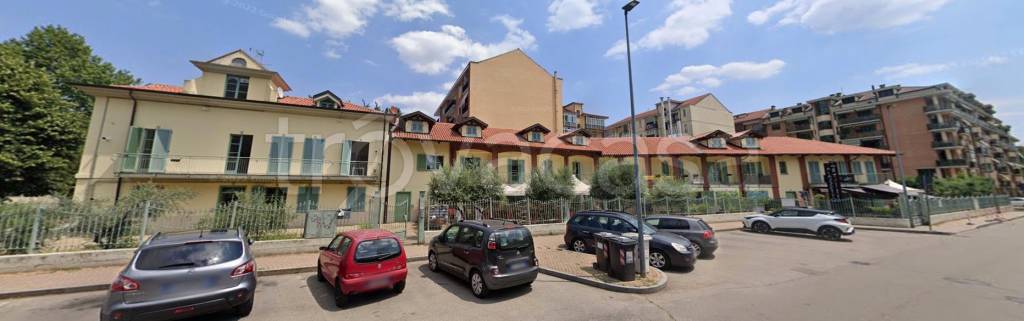 intera palazzina in vendita a Nichelino