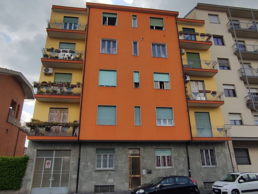 appartamento in vendita a Nichelino in zona Stupinigi