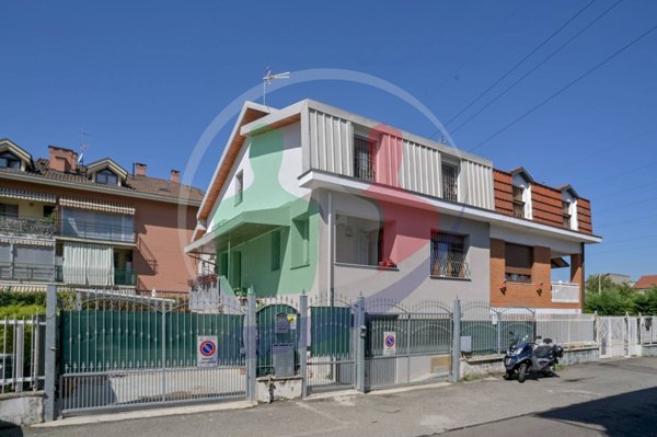 casa indipendente in vendita a Nichelino