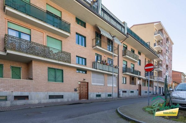 appartamento in vendita a Nichelino in zona Crociera