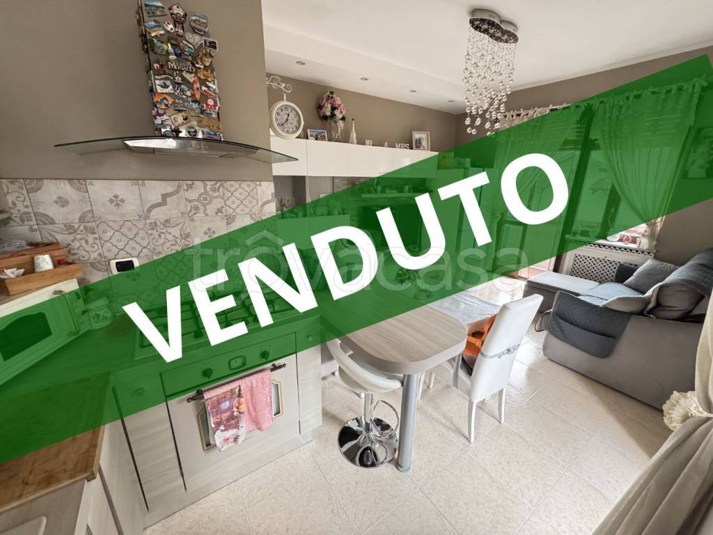 appartamento in vendita a Nichelino in zona Crociera