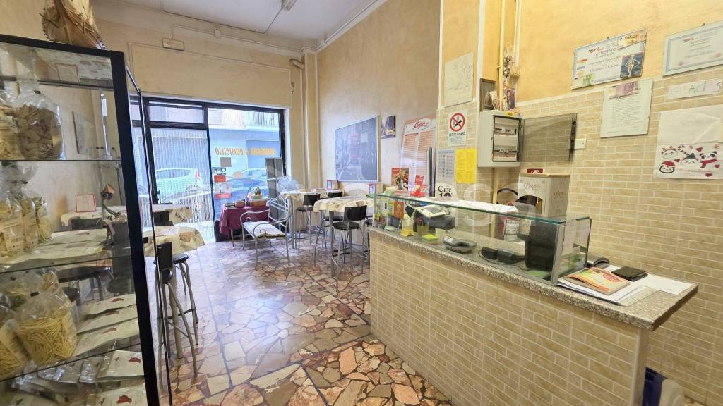 negozio in vendita a Nichelino