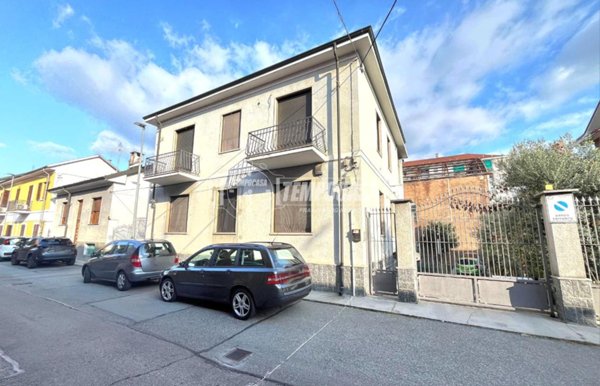 casa indipendente in vendita a Nichelino in zona Crociera