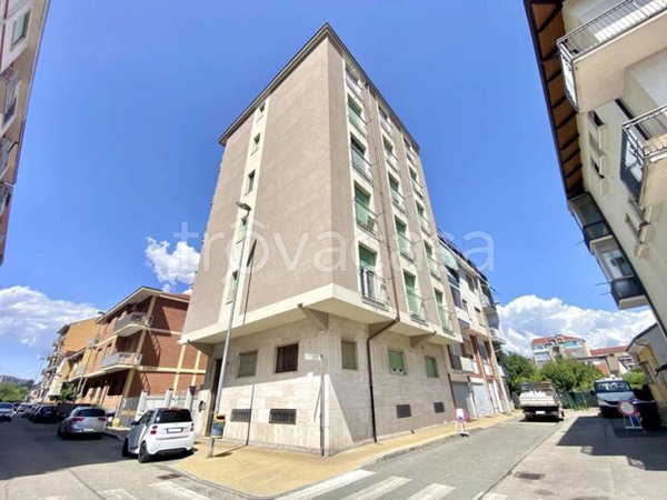 appartamento in vendita a Nichelino in zona Crociera