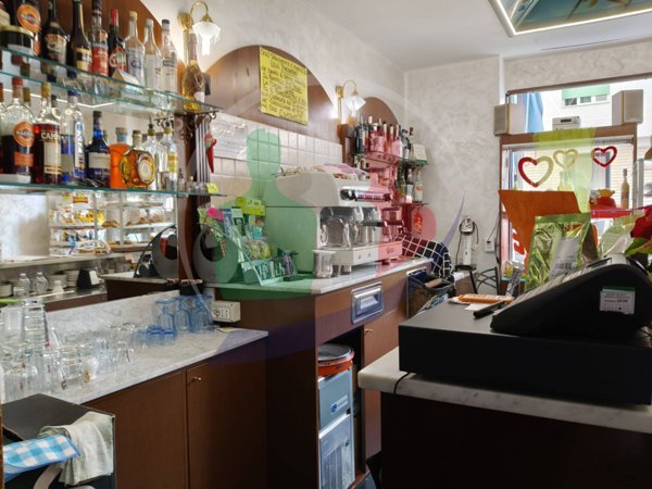 negozio in vendita a Nichelino