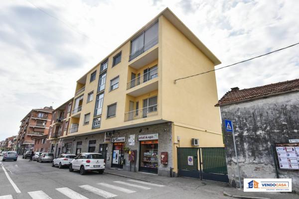 negozio in vendita a Nichelino