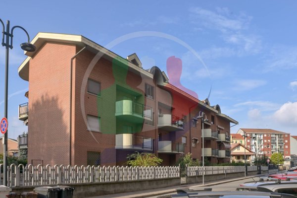 locale di sgombero in vendita a Nichelino