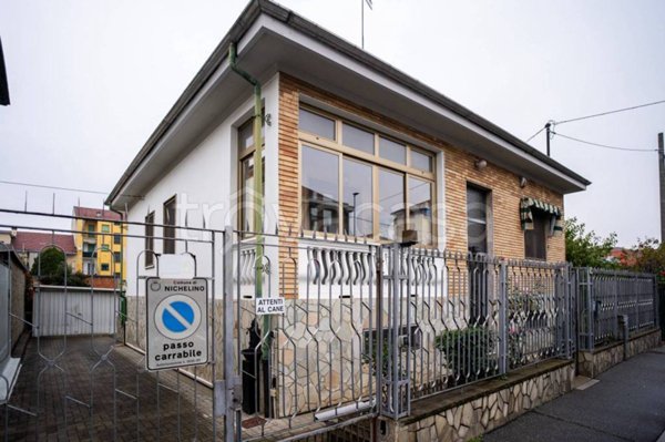 casa indipendente in vendita a Nichelino