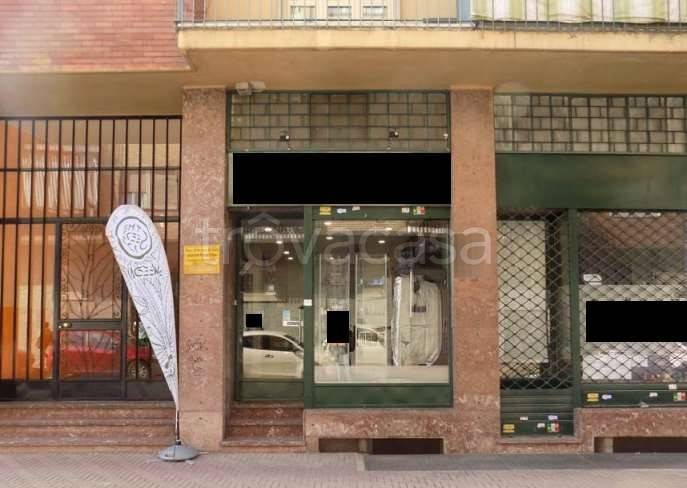 negozio in vendita a Nichelino