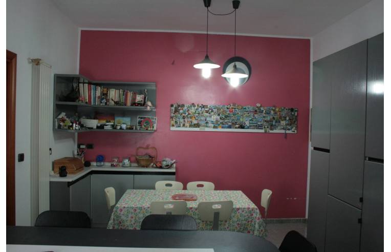 casa indipendente in vendita a Nichelino