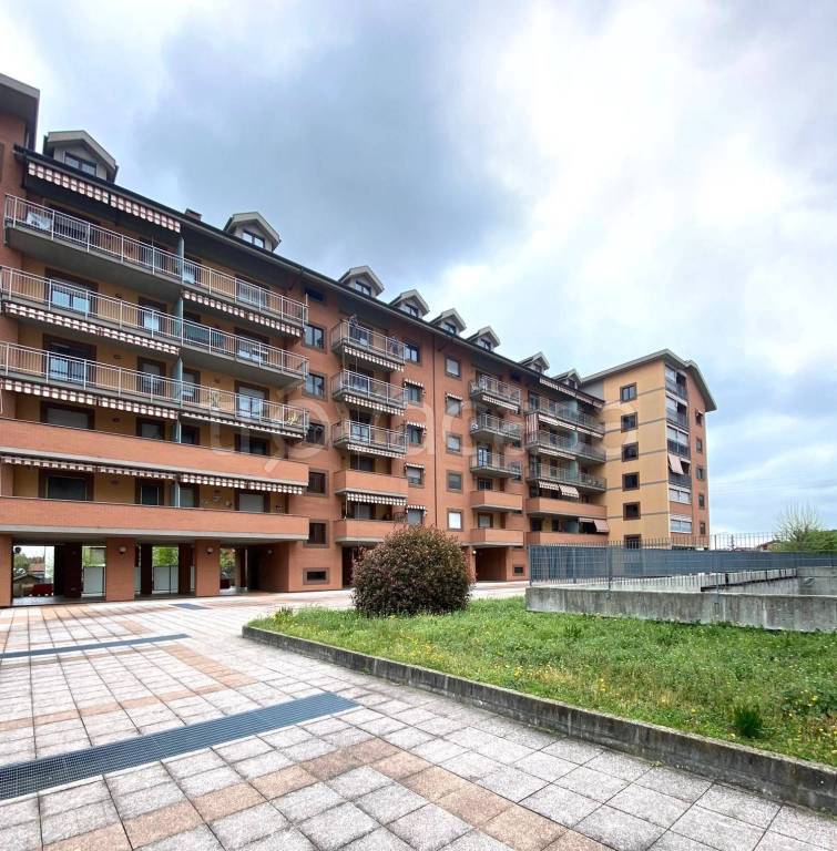 casa indipendente in vendita a Nichelino