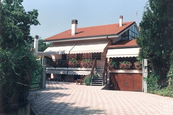 casa indipendente in vendita a Nichelino