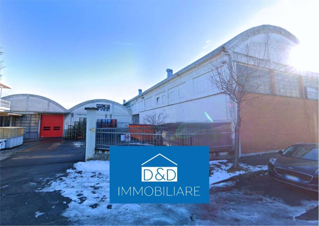 capannone in vendita a Nichelino