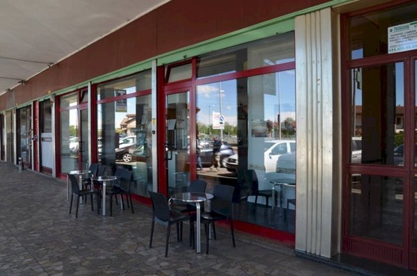 negozio in vendita a Nichelino