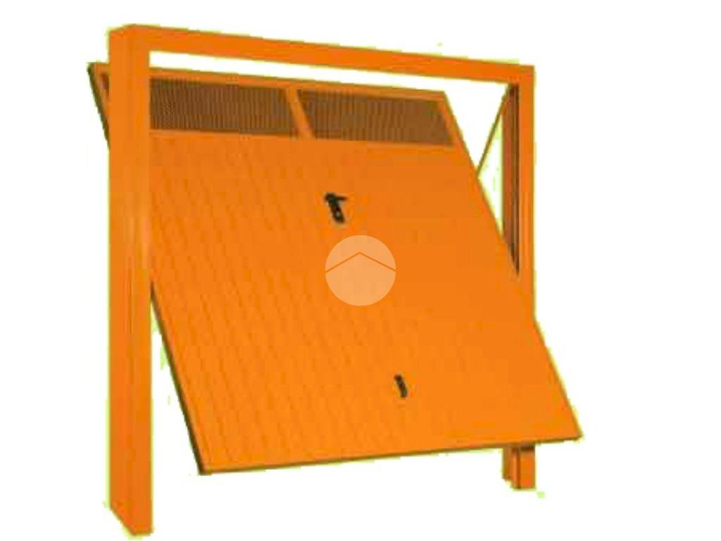 locale di sgombero in vendita a Nichelino