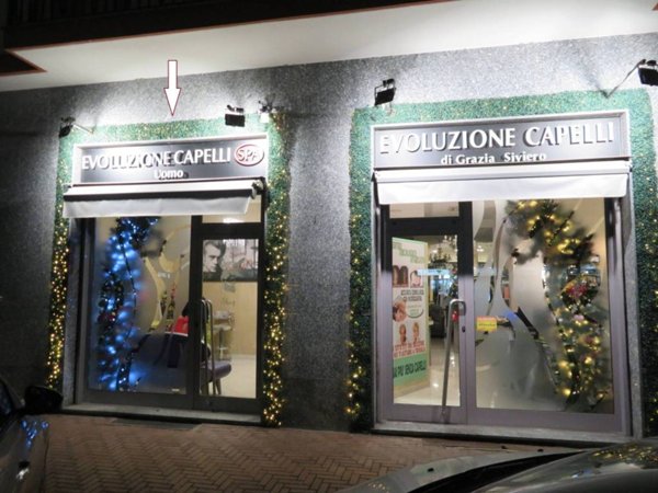 negozio in vendita a Nichelino