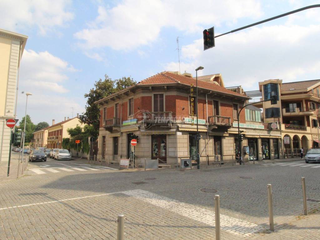 casa indipendente in vendita a Nichelino