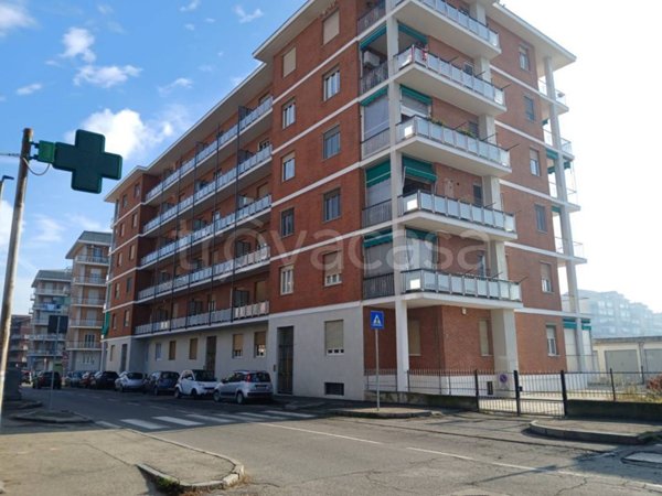 appartamento in vendita a Nichelino in zona Crociera