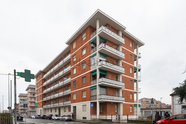 appartamento in vendita a Nichelino in zona Crociera