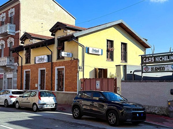casa indipendente in vendita a Nichelino