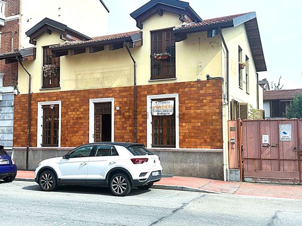 casa indipendente in vendita a Nichelino