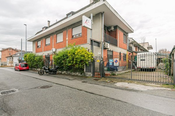 ufficio in vendita a Nichelino