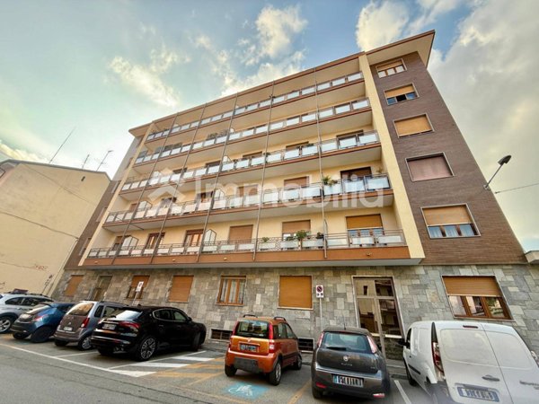 appartamento in vendita a Nichelino in zona Crociera