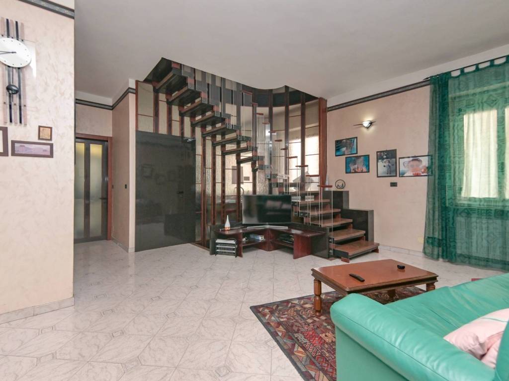 casa indipendente in vendita a Nichelino