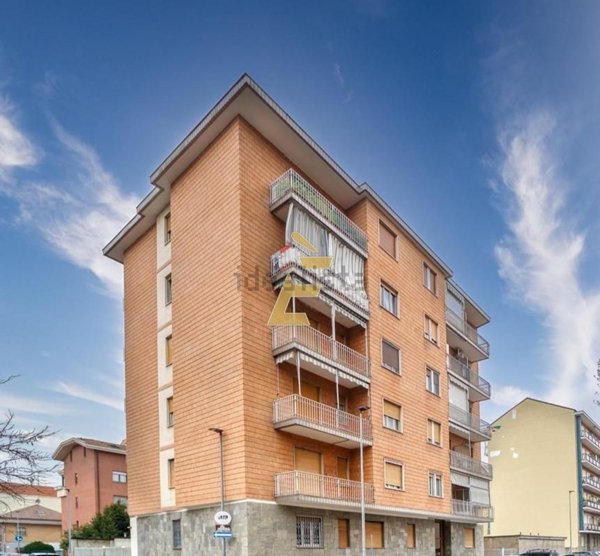 appartamento in vendita a Nichelino in zona Crociera