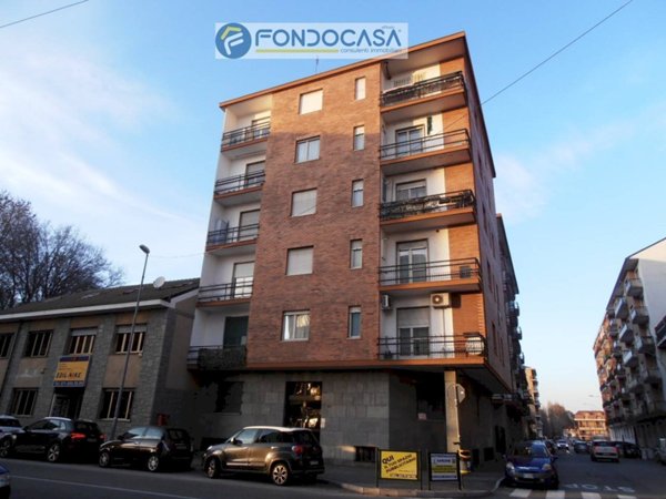 appartamento in vendita a Nichelino in zona Crociera