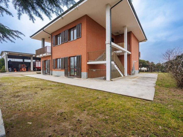 casa indipendente in vendita a Nichelino