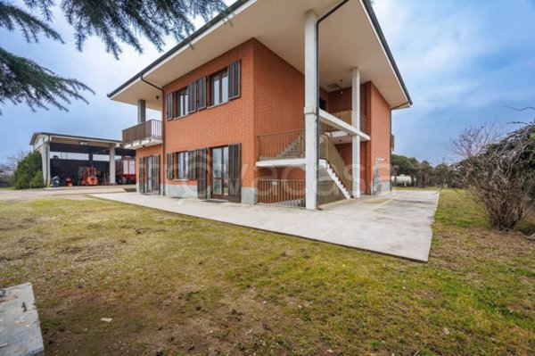 casa indipendente in vendita a Nichelino