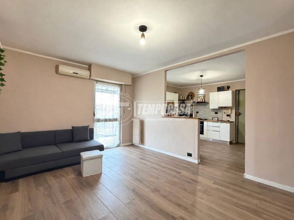 appartamento in vendita a Nichelino in zona Crociera