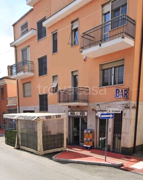 negozio in vendita a Nichelino