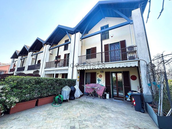 casa indipendente in vendita a Nichelino